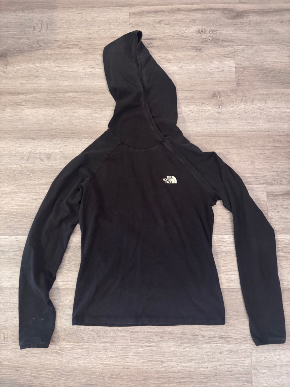 The North Face Women’s Black Pullover with hood